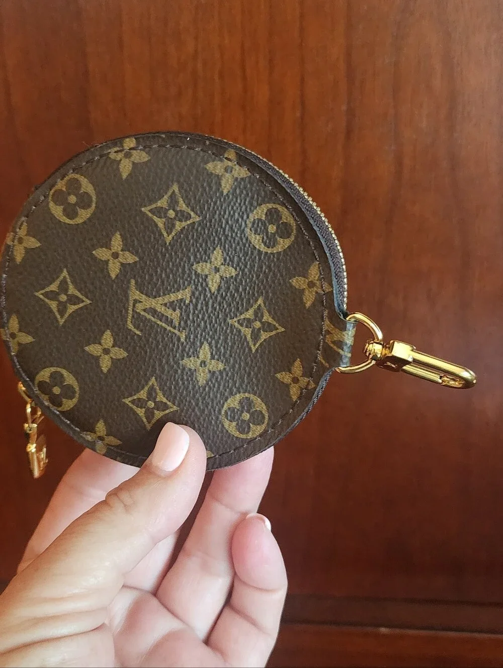 Louis Vuitton classic louis